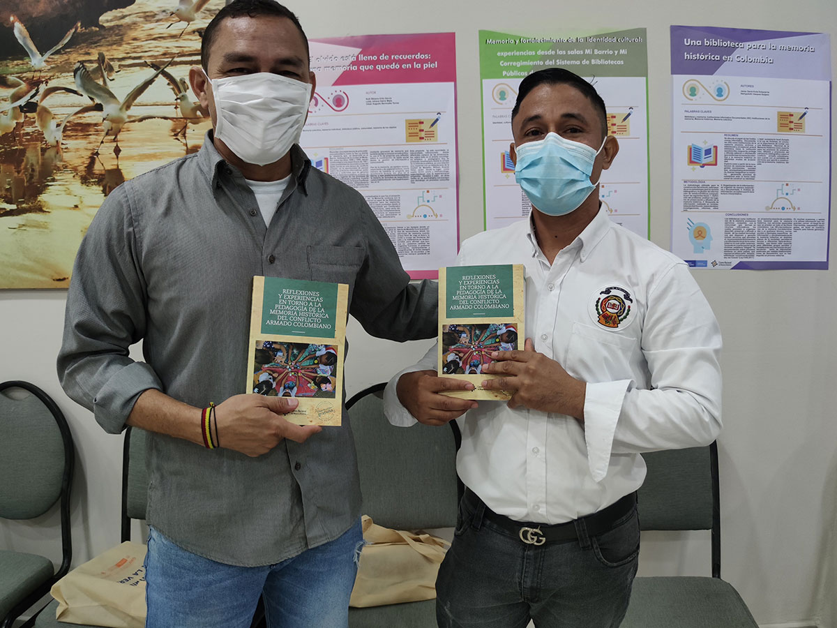 Lanzamiento del libro “Reflexiones y experiencias en torno a la pedagogía de la memoria histórica del conflicto armado colombiano” Lanzamiento del libro “Reflexiones y experiencias en torno a la pedagogía de la memoria histórica del conflicto armado colombiano”
