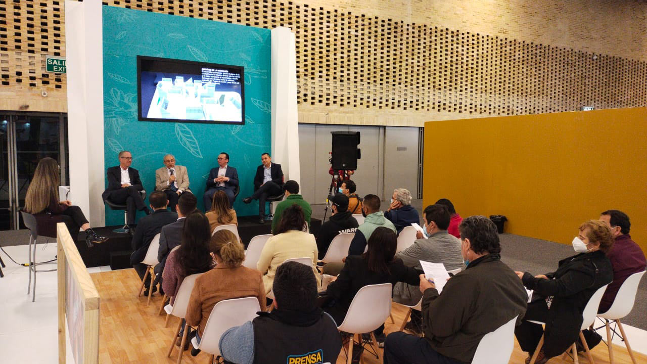 Darío Acevedo y Felipe González-Pacheco dialogaron en la FILBo sobre el diseño y la construcción del Museo de Memoria de Colombia Darío Acevedo y Felipe González-Pacheco dialogaron en la FILBo sobre el diseño y la construcción del Museo de Memoria de Colombia