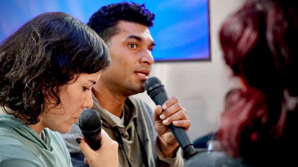 La 26 comenzó a iluminarse con la memoria de quienes la habitan