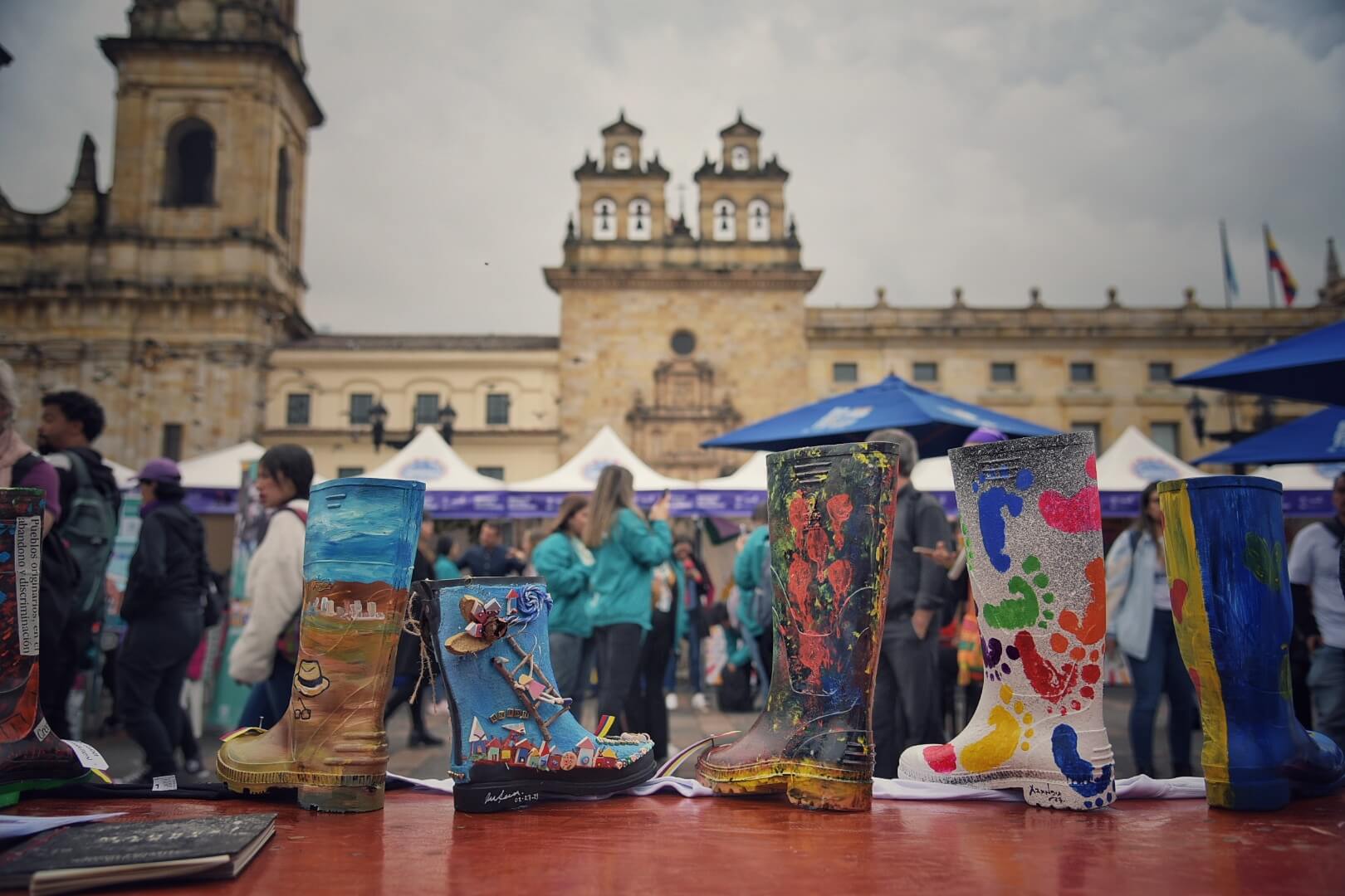 «Mujeres con las botas bien puestas»: las madres de Soacha quieren contarle al mundo su lucha contra la impunidad «Mujeres con las botas bien puestas»: las madres de Soacha quieren contarle al mundo su lucha contra la impunidad