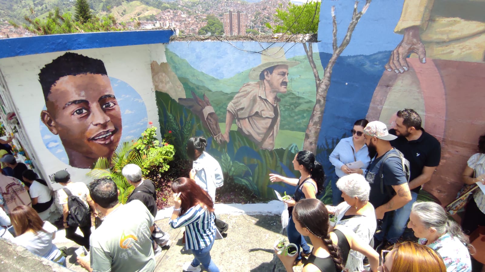 lor a tiempo. Un hilo tejido por la memoria (Comuna 13, Medellín)