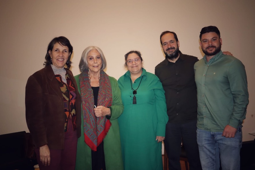 María Gaitán, Marcia Scantlebury, Luisa de Peña, Marcos García y Edwin Arias, ponentes del Diálogo Iberoamericano de Pares. Crédito: Andrés Correa para el CNMH.