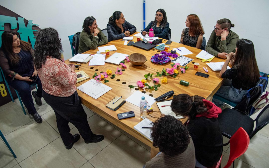 La palabra como ofrenda: el CNMH capacita a mediadores de lectura de Idartes
